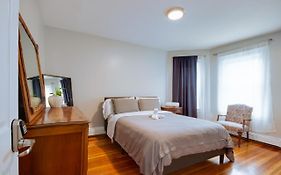 Boston Queen Bedroom